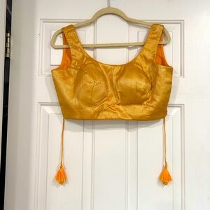 MEENABAZAAR Indian Blouse Beige gold Silk V Neck sleeveless Blouse 4-IN-1 Sz Med